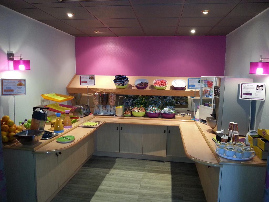 Ibis Styles Melun Hotel Rubelles Buitenkant foto