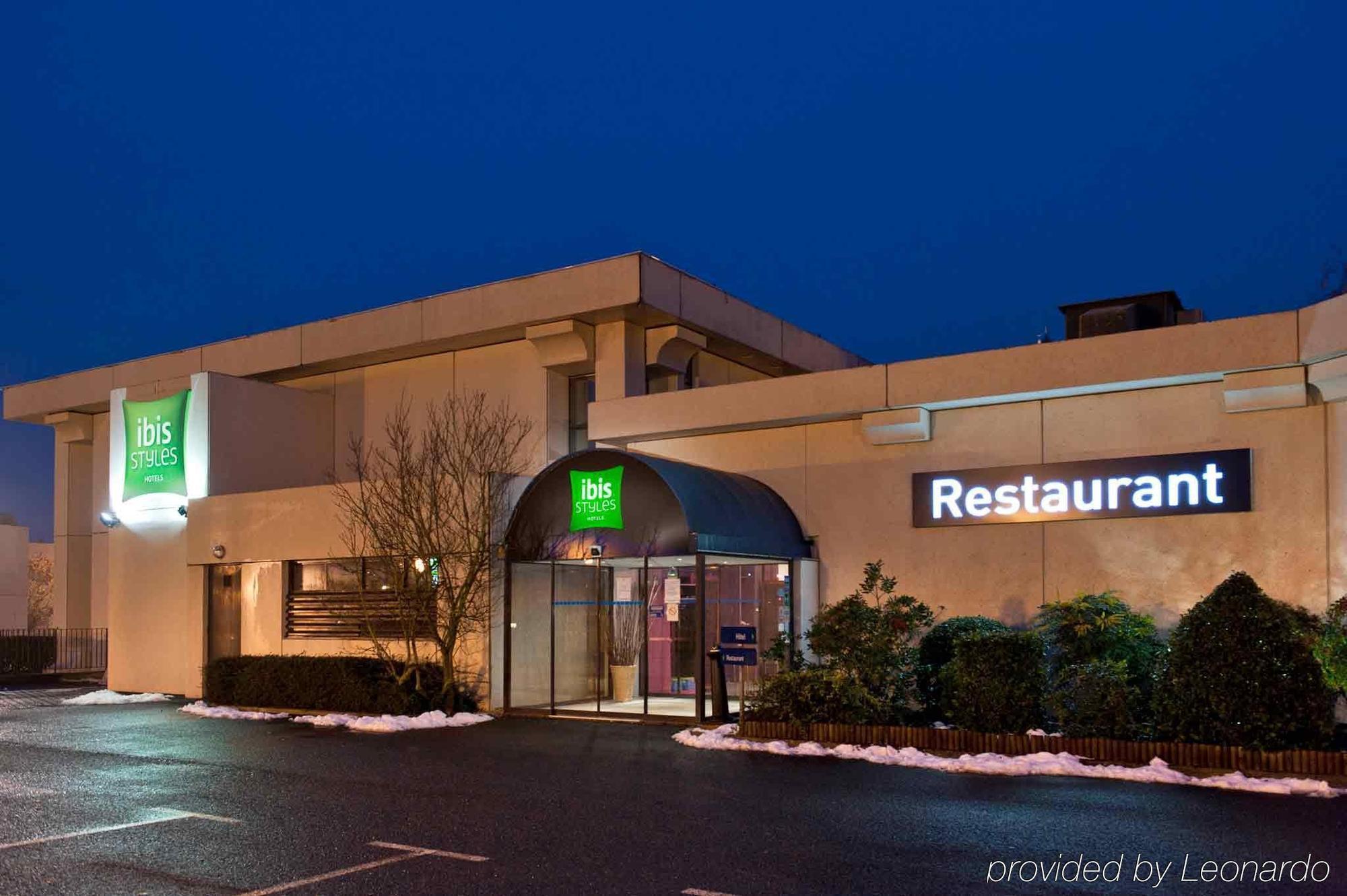 Ibis Styles Melun Hotel Rubelles Buitenkant foto