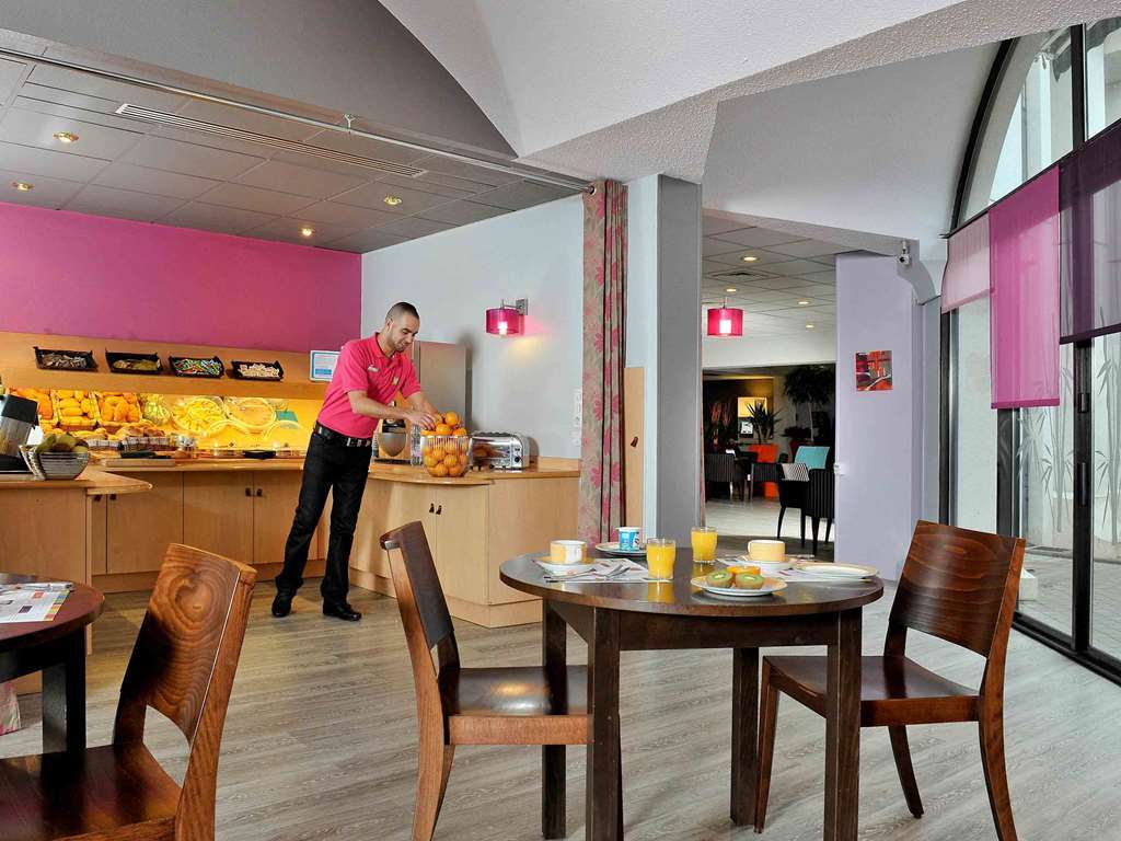 Ibis Styles Melun Hotel Rubelles Restaurant foto