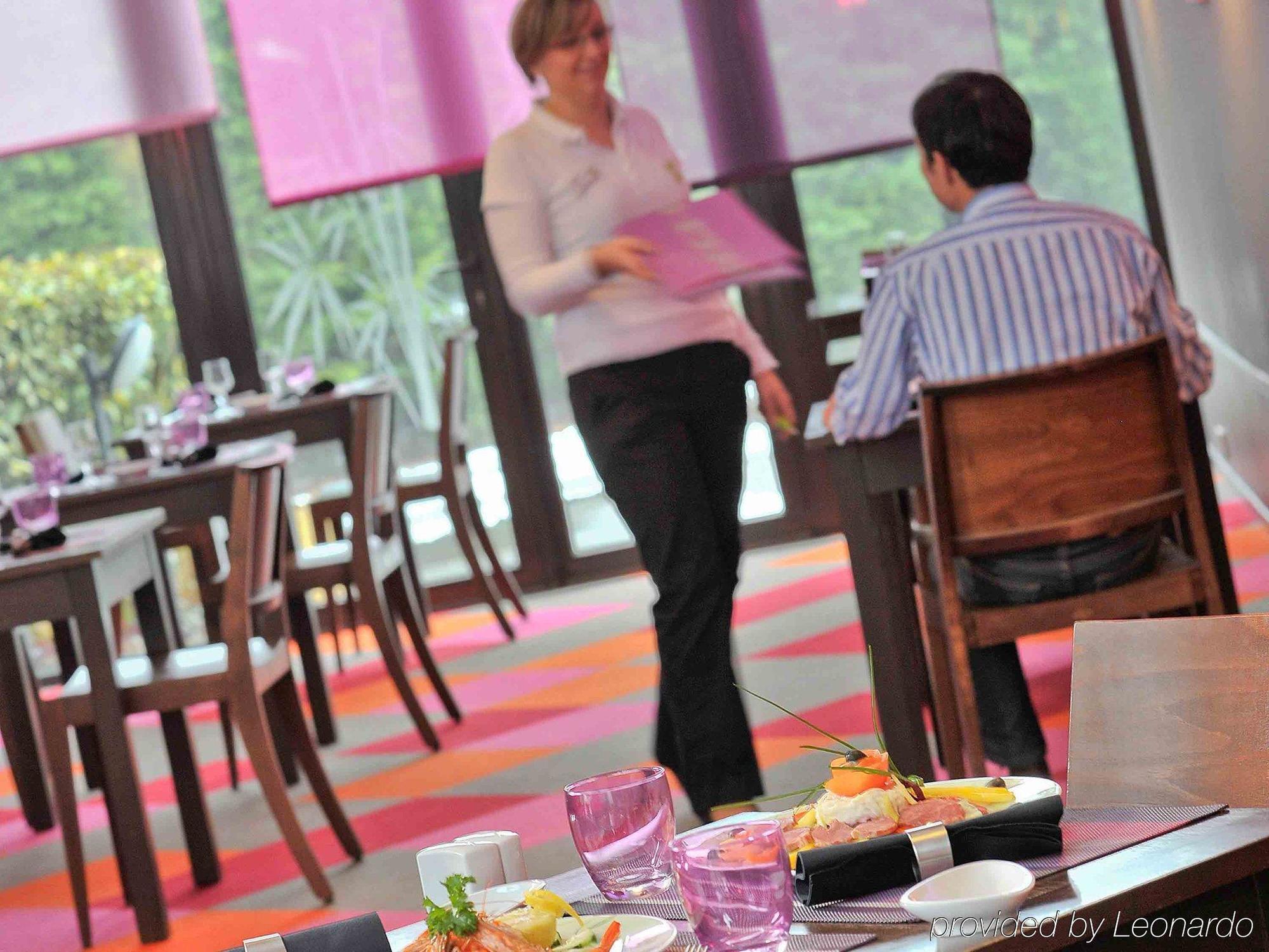 Ibis Styles Melun Hotel Rubelles Buitenkant foto
