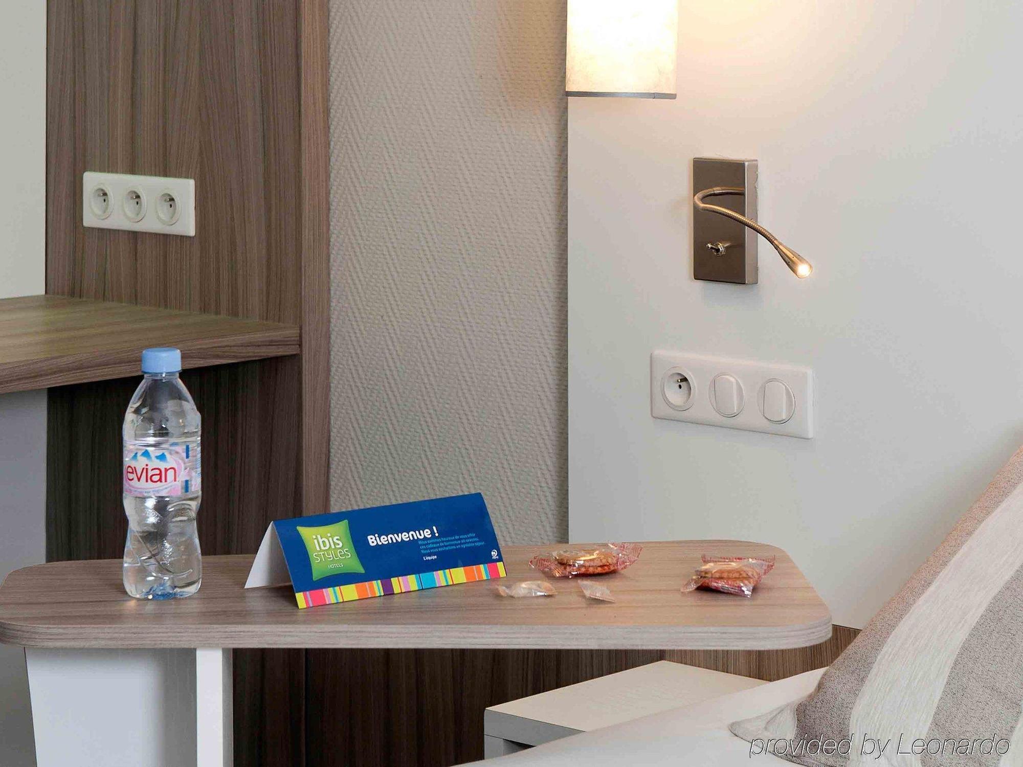 Ibis Styles Melun Hotel Rubelles Buitenkant foto