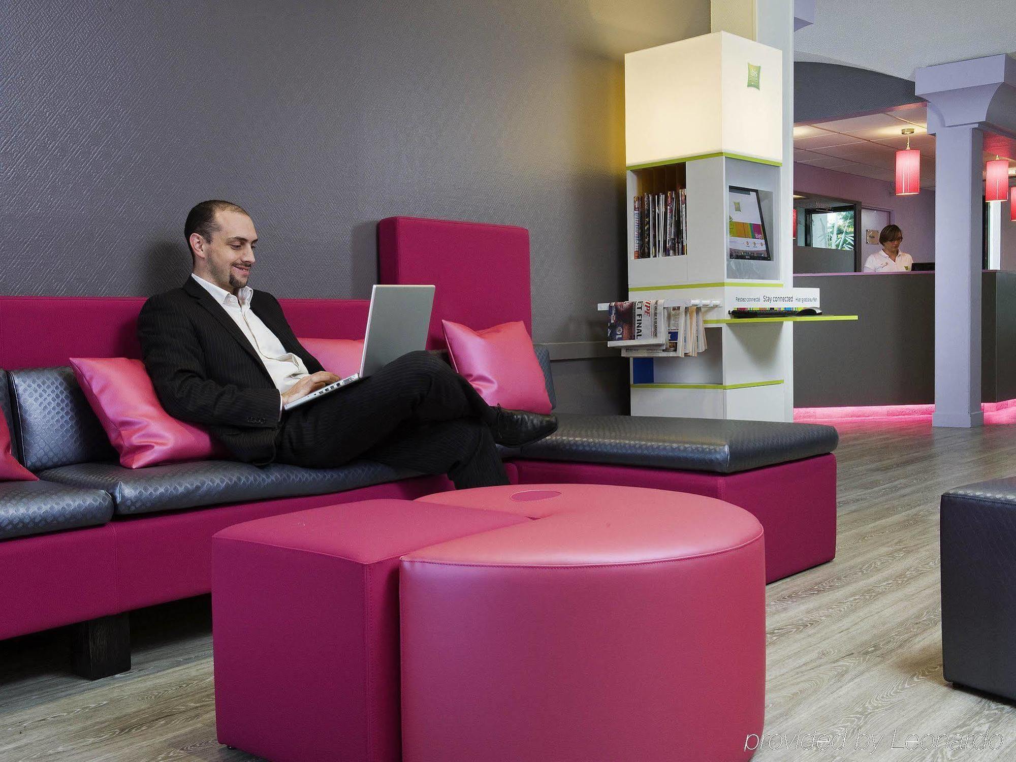 Ibis Styles Melun Hotel Rubelles Buitenkant foto