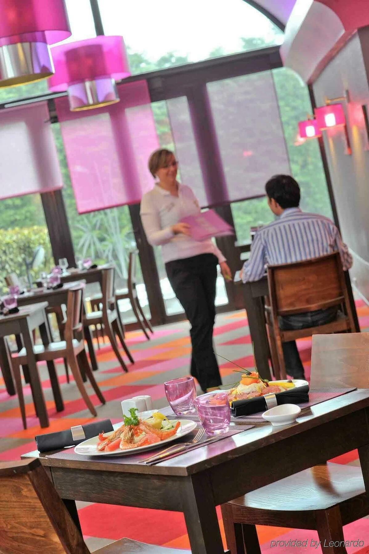 Ibis Styles Melun Hotel Rubelles Buitenkant foto