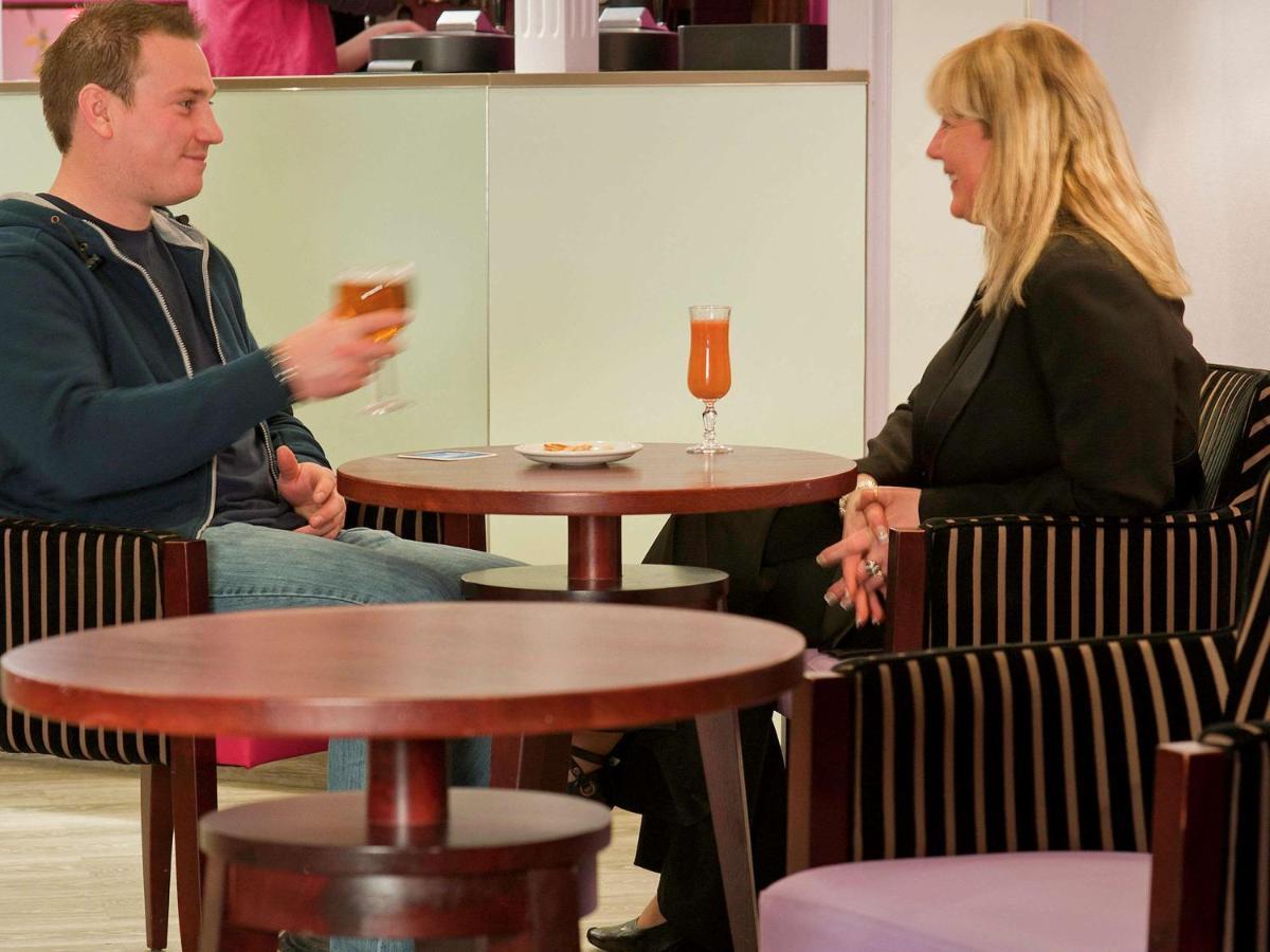Ibis Styles Melun Hotel Rubelles Buitenkant foto